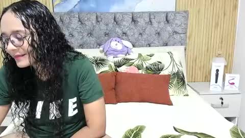 alejandra_evanss online show from 29, 7, 2026
