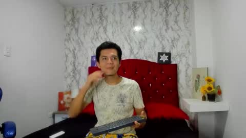 ALEJANDRA JAMES online show from 27, 4, 2026