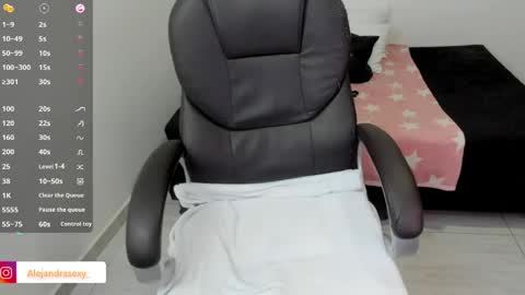 alejandra online show from 20, 4, 2026