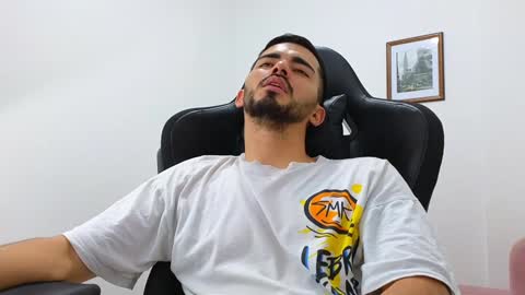 Snapshot of alejandroo_7 chatting on 22, 12, 2024 alejandroo_7 online show from 22, 12, 2024