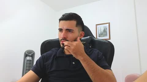 Snapshot of alejandroo_7 chatting on 6, 1, 2025 alejandroo_7 online show from 6, 1, 2025