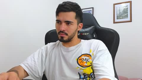 Snapshot of alejandroo_7 chatting on 15, 1, 2025 alejandroo_7 online show from 15, 1, 2025