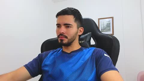 Snapshot of alejandroo_7 chatting on 17, 1, 2025 alejandroo_7 online show from 17, 1, 2025