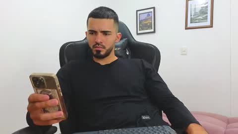 Snapshot of alejandroo_7 chatting on 27, 2, 2025 alejandroo_7 online show from 27, 2, 2025