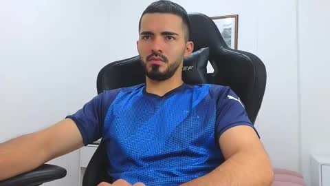 Snapshot of alejandroo_7 chatting on 5, 3, 2025 alejandroo_7 online show from 5, 3, 2025