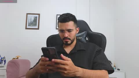 Snapshot of alejandroo_7 chatting on 25, 9, 2025 alejandroo_7 online show from 25, 9, 2025