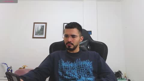 Snapshot of alejandroo_7 chatting on 26, 9, 2025 alejandroo_7 online show from 26, 9, 2025