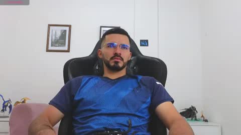 Snapshot of alejandroo_7 chatting on 14, 10, 2025 alejandroo_7 online show from 14, 10, 2025