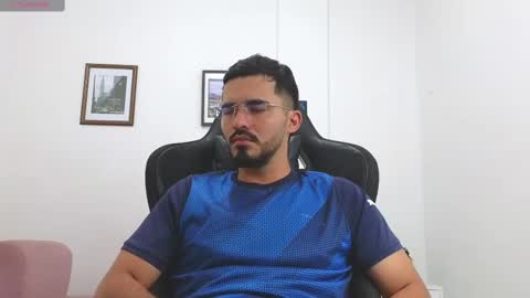 Snapshot of alejandroo_7 chatting on 13, 11, 2025 alejandroo_7 online show from 13, 11, 2025