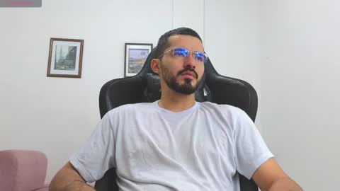 Snapshot of alejandroo_7 chatting on 29, 11, 2025 alejandroo_7 online show from 29, 11, 2025