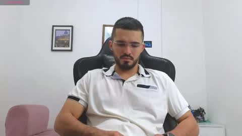 alejandroo_7 online show from 13, 12, 2025