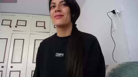 Snapshot of alejaxxxhot chatting on 18, 10, 2025 alejaxxxhot online show from 18, 10, 2025