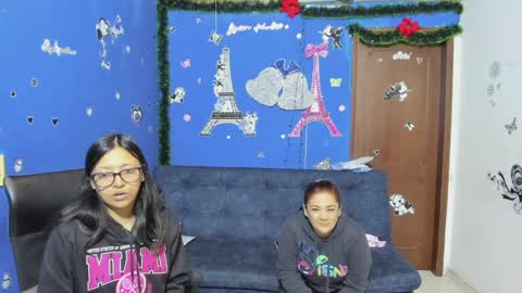 zoe and Kataleya online show from 7, 2, 2025
