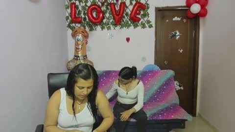 zoe and Kataleya online show from 22, 2, 2025
