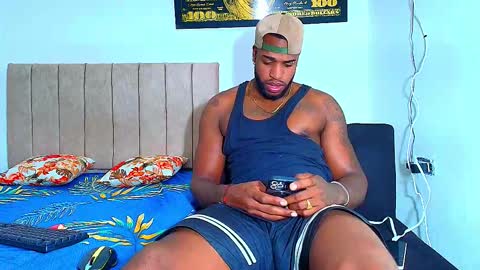 alejo_21cm online show from 5, 12, 2025