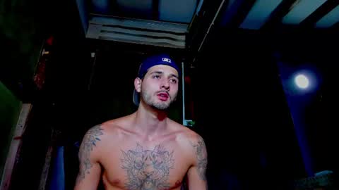 alejo_323__ online show from 22, 6, 2026