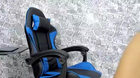 alejo peverell online show from 13, 12, 2025