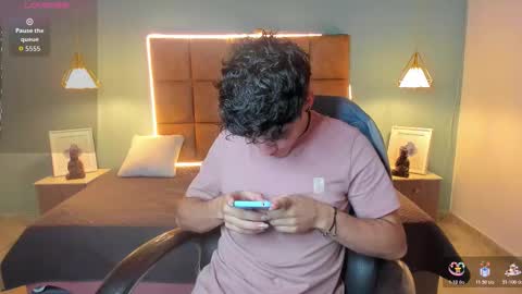 ALejoo Saenz online show from 5, 11, 2025