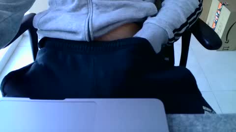 Snapshot of aleks8686 chatting on 15, 12, 2025 Aleks online show from 15, 12, 2025