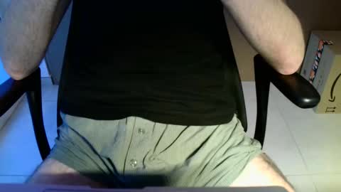 Snapshot of aleks8686 chatting on 19, 12, 2025 Aleks online show from 19, 12, 2025