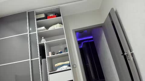 aleks_brown online show from 24, 6, 2026