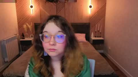 Snapshot of aleks_caste chatting on 9, 5, 2026 Aleks online show from 9, 5, 2026