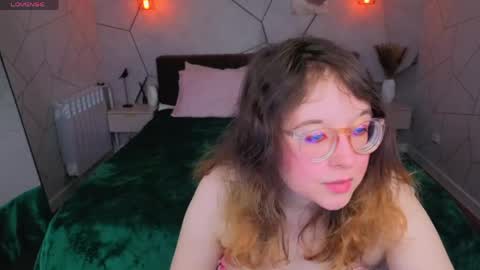 Snapshot of aleks_caste chatting on 23, 5, 2026 Aleks online show from 23, 5, 2026