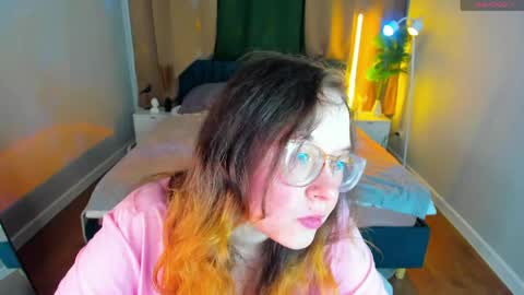 Snapshot of aleks_caste chatting on 3, 6, 2026 Aleks online show from 3, 6, 2026