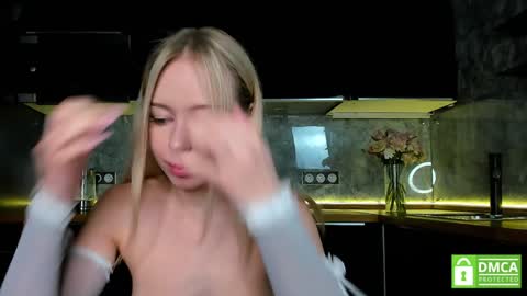 Next stream - 2 dec -  online show from 22, 1, 2025