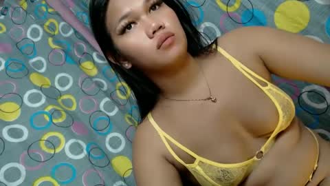 Kimmygirl online show from 19, 1, 2025