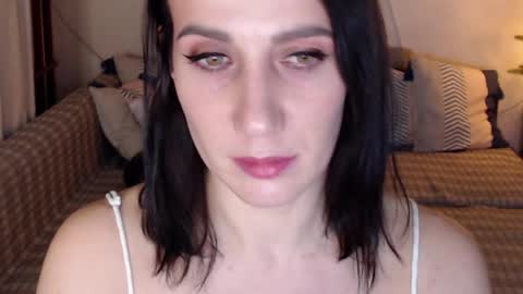 Sandra online show from 2, 1, 2025