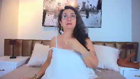 Snapshot of alessandraleroy chatting on 15, 7, 2026 Alessandra online show from 15, 7, 2026