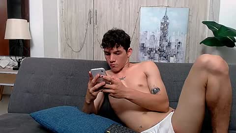 alessandrith104266 online show from 3, 12, 2024