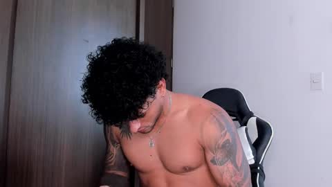 Alessandro Vanni online show from 4, 2, 2025