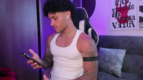 Alessandro Vanni online show from 21, 4, 2026