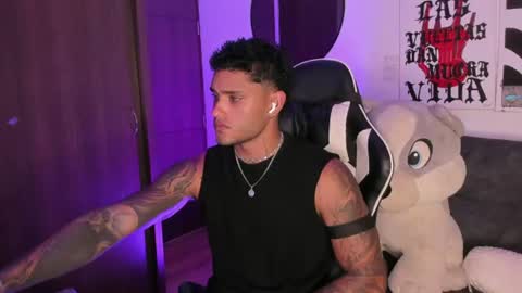 Snapshot of alessandro_vanni chatting on 28, 7, 2026 Alessandro Vanni online show from 28, 7, 2026