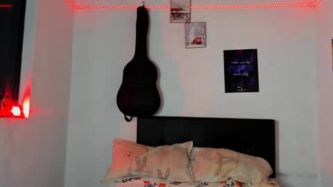 Alessandro online show from 16, 1, 2025