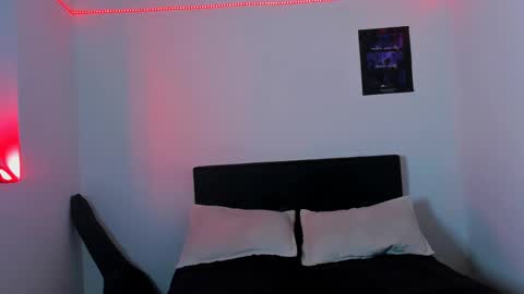 Alessandro online show from 5, 3, 2025