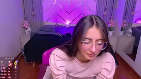 Alessia online show from 19, 6, 2026