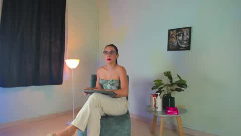 Alessia  online show from 28, 5, 2026