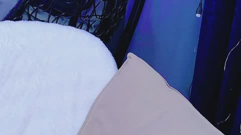 alessiacroft online show from 23, 4, 2026