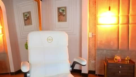 Alessia online show from 27, 4, 2026