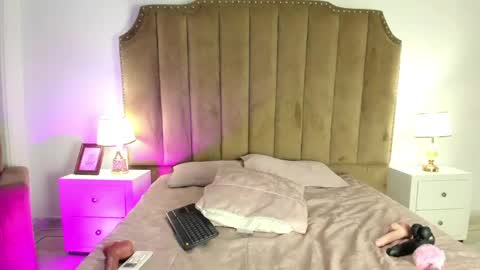 Alessia online show from 22, 4, 2026