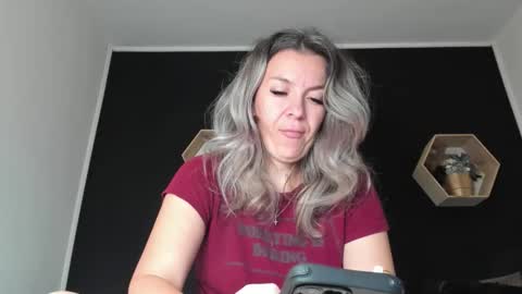 Snapshot of alesys69 chatting on 28, 9, 2025 alesys69 online show from 28, 9, 2025