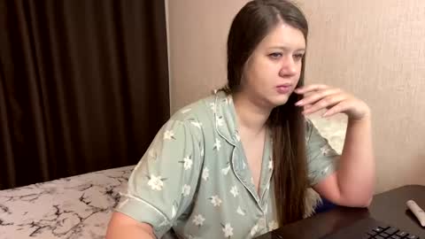 Aletta Oushen online show from 20, 12, 2024