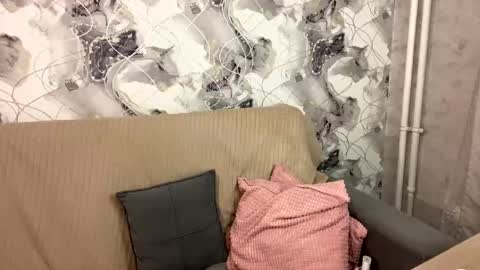 Aletta Oushen online show from 13, 2, 2025