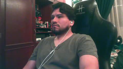 Snapshot of alevil_97 chatting on 28, 4, 2026 Alejo online show from 28, 4, 2026