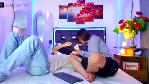 Snapshot of alex_and_fabian chatting on 27, 1, 2025 sneider online show from 27, 1, 2025