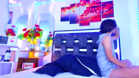 Snapshot of alex_and_fabian chatting on 28, 9, 2025 sneider online show from 28, 9, 2025