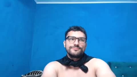 Snapshot of alex_blu chatting on 12, 9, 2025 Alex online show from 12, 9, 2025